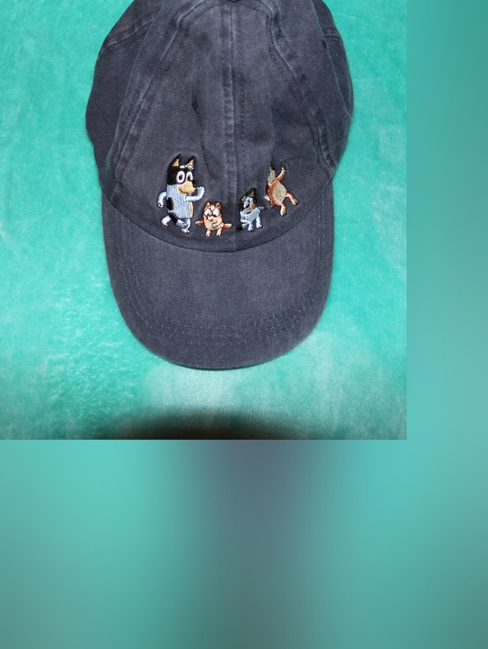 Bluey hat - Picture 3 of 5